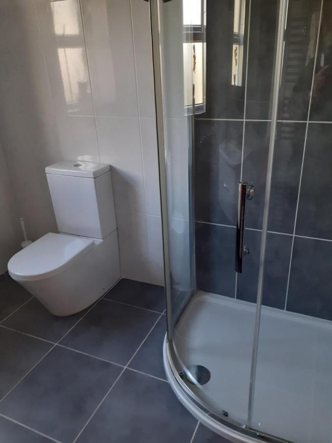 Private Room In Superb House Bed 1 Nobber Екстер'єр фото