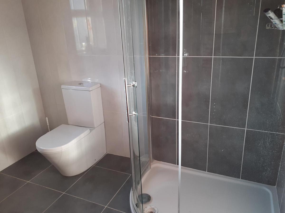 Private Room In Superb House Bed 1 Nobber Екстер'єр фото